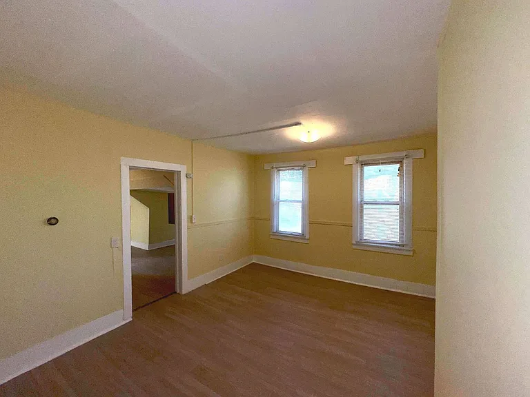 9016 Harris Ave — Photo 10