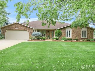 10465 Brookview Dr, Zeeland, MI 49464