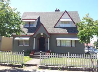 819 Washington St, Oregon City, OR 97045