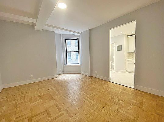 4th image of 365 W End Ave APT 9G