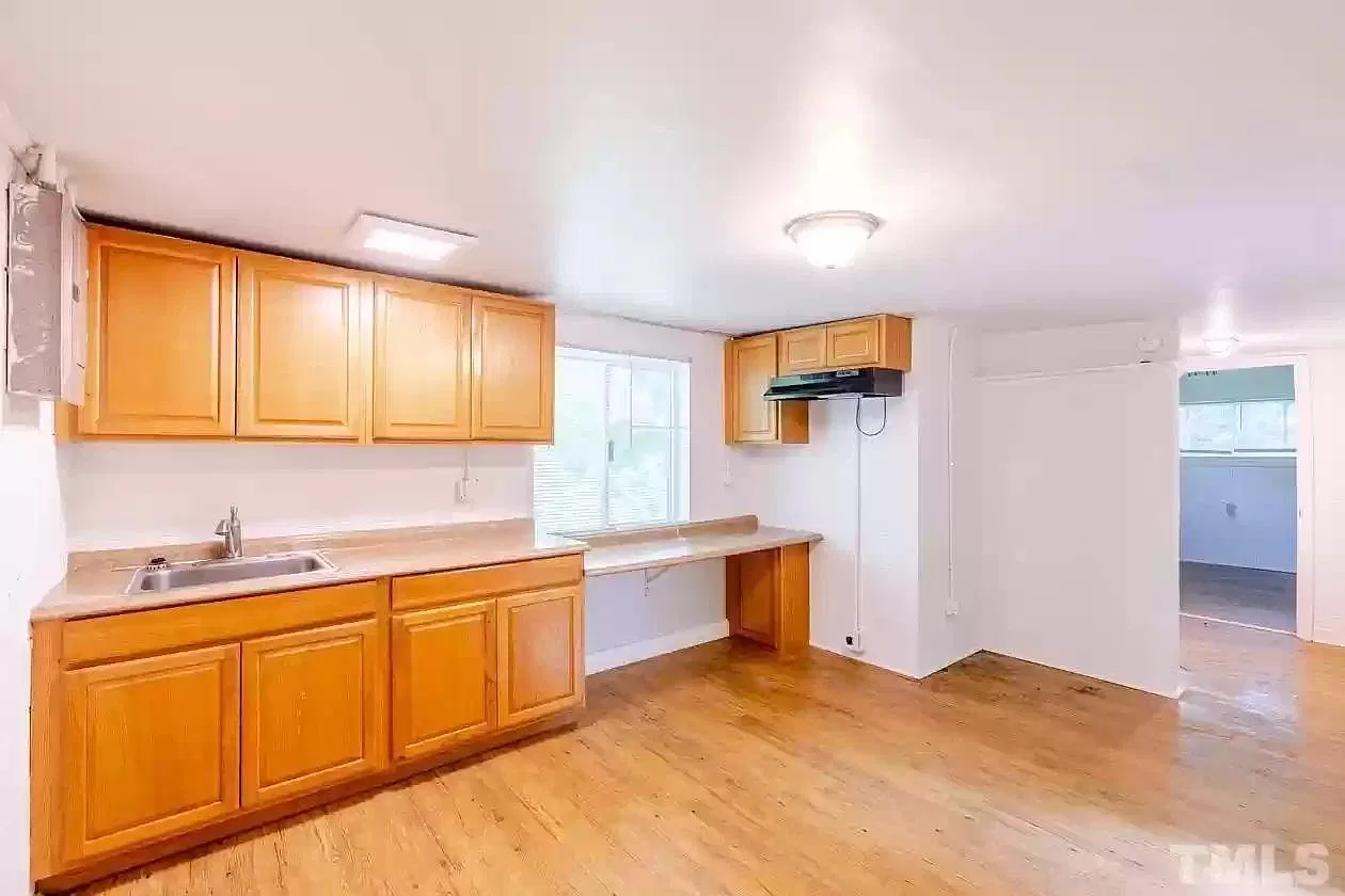 1 bed, 600 sqft, $950 — Photo 3
