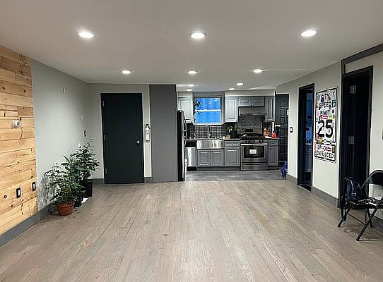 1st image of 3605 33rd St #1