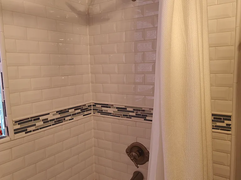 87 N 1525 W — Photo 13