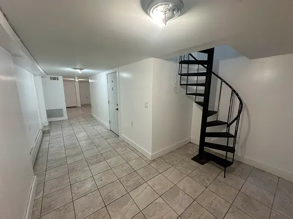 361 Sumpter Street image 9 of 11