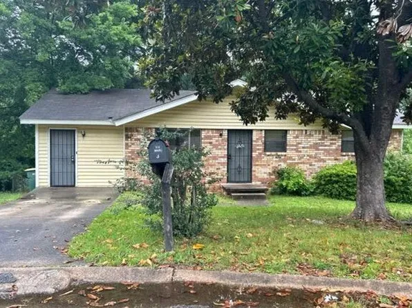 3 Cambridge Cir, Little Rock, AR 72209