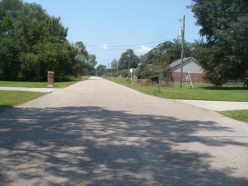 5th image of 11011 Ray Dr