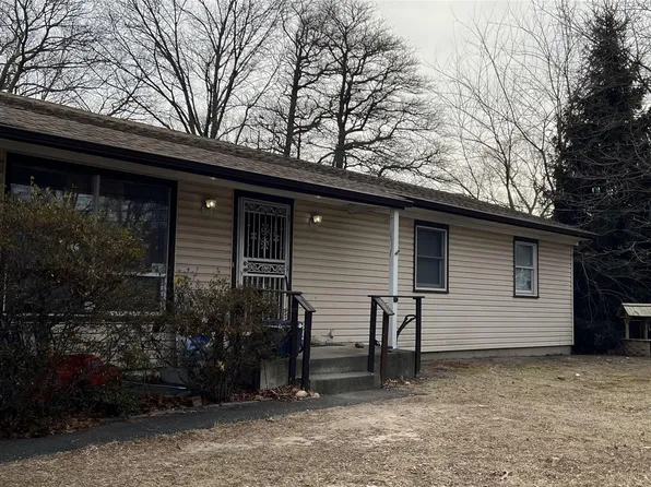 75 Rose Drive, Lake Ronkonkoma, NY 11779