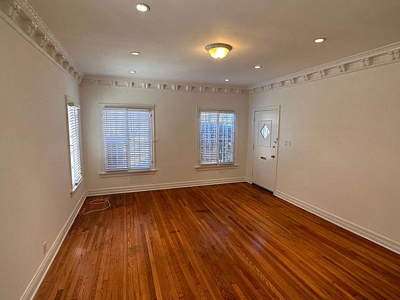 3rd image of 6126 W Orange St #6126