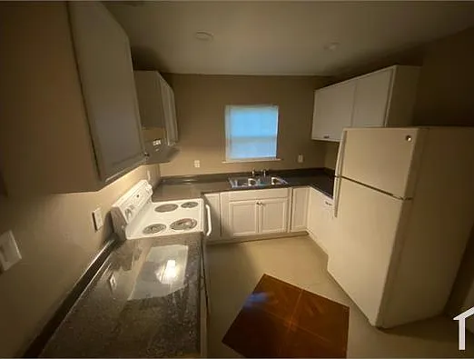 2 bed, 1200 sqft, $1,099 — Photo 4