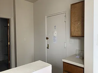 206 West 121st Street, #4E