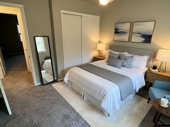 5th image of 2509 Wood Ave Unit A