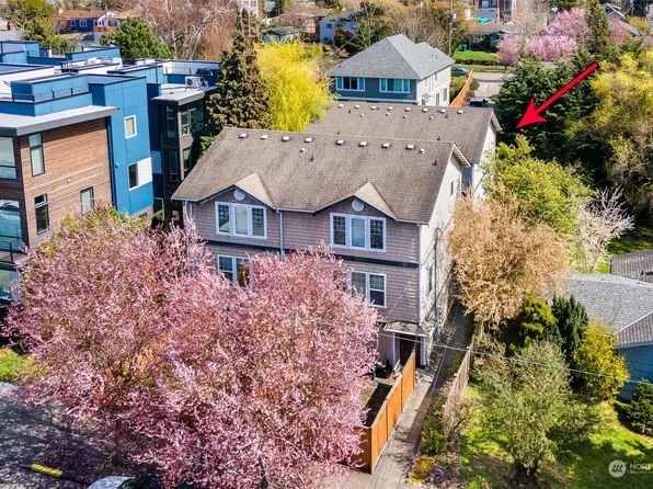 9728 Woodlawn Avenue N #A, Seattle, WA 98103