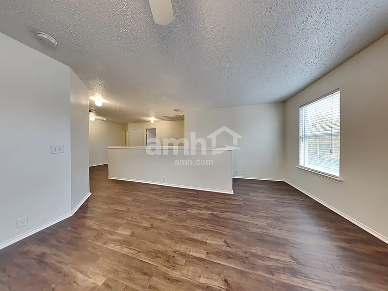 1523 Wavecrest Dr — Photo 11