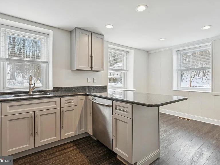 3 S Brandywine Ave #1 — Photo 8