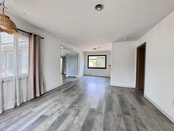 2nd image of 1101 F Ave