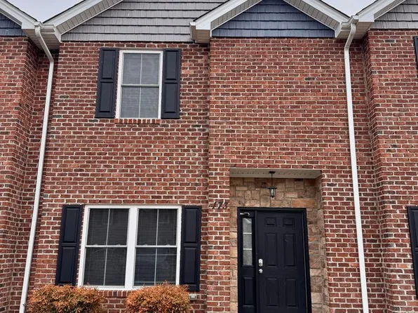 173 Cedar Point Ln, Harrisonburg, VA 22802