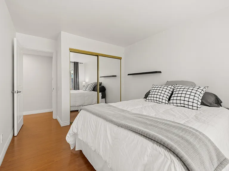 4501 Regents Ct — Photo 27