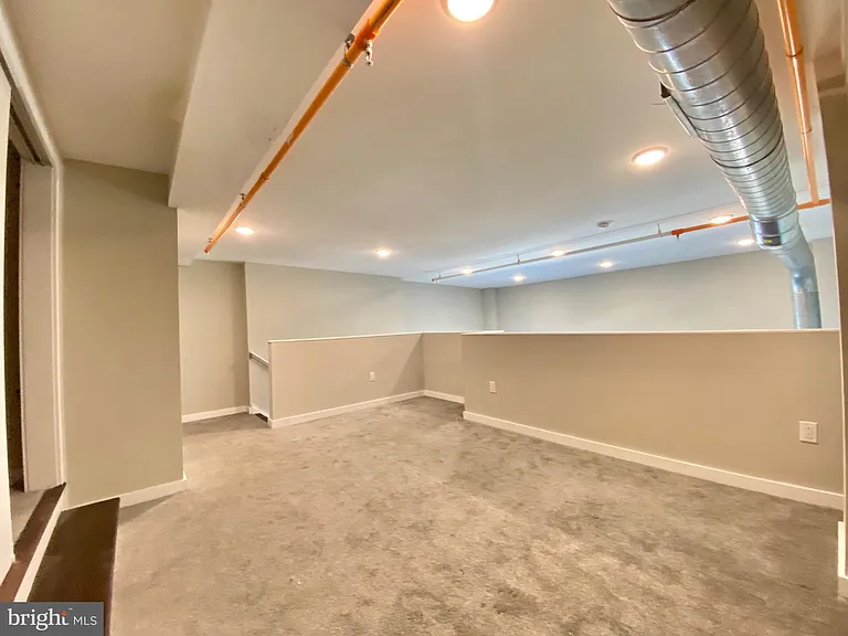 1 W Main St #510 — Photo 11