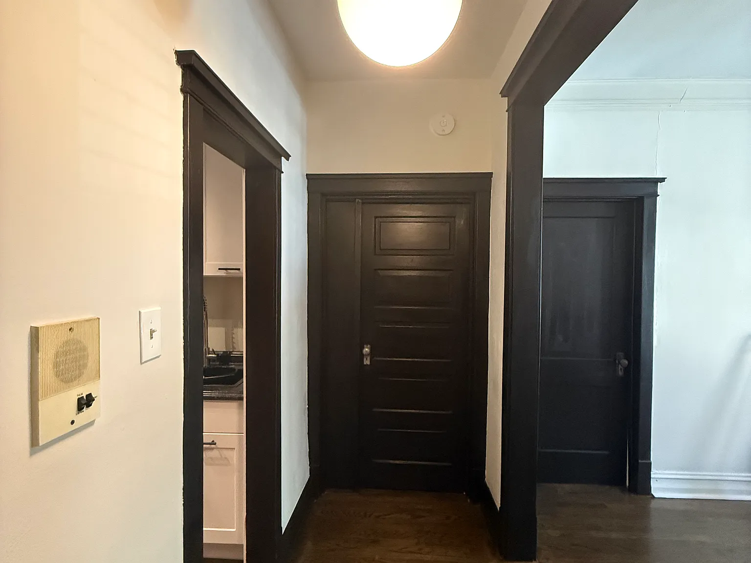 2 bed, $2,600 — Photo 2