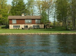 988 Golf Course Loop, Three Lakes, WI 54562