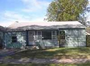 516 E 8th Ave, Hutchinson, KS 67501