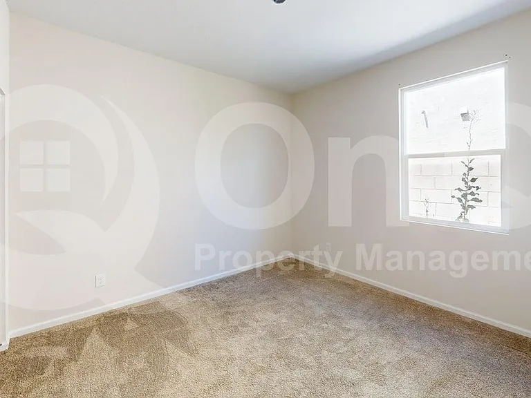 2039 E Piedmont Pl — Photo 18
