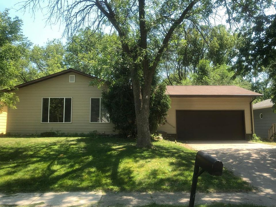 2nd image of 1020 Elizabeth Ave