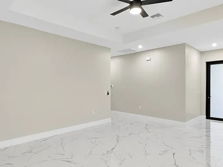 702 Hightower Ave S — Photo 9
