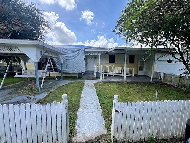 1st image of 19353 Keller Ln