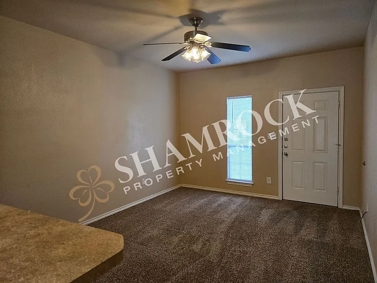 2230 Breezy Dr — Photo 3