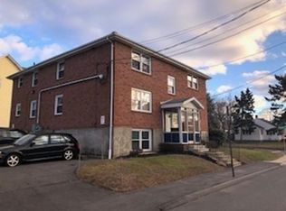 15 Hamilton St APT 6, Taunton, MA 02780