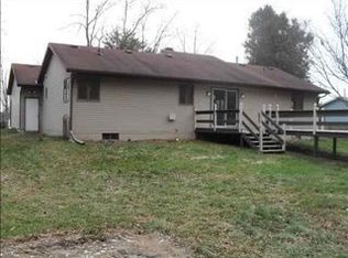 3109 Peddlers Village Rd, Goshen, IN 46526