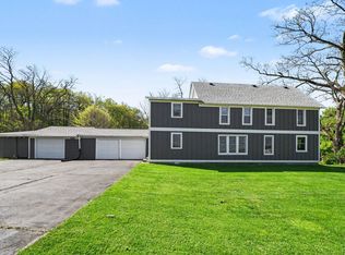 4270 Chamberlain Rd, Buchanan, MI 49107