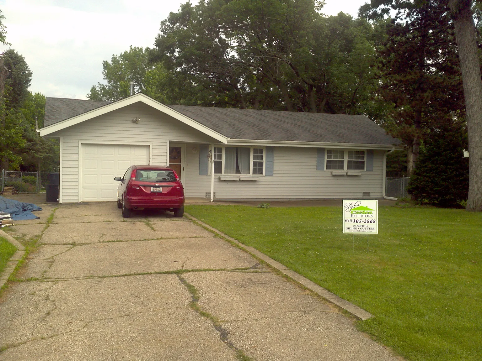 1815 Maplewood Ct photo 1