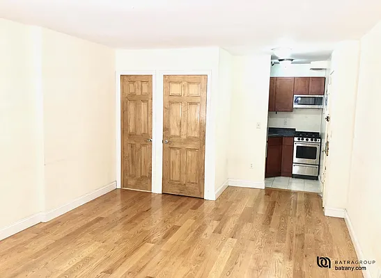 Rented by Batra Group Inc | media 17