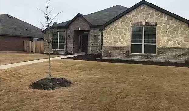 1st image of 209 Welch Dr