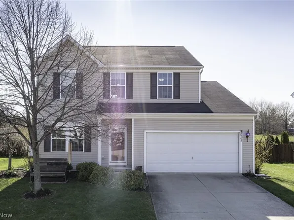 8763 Ashton Pl, North Ridgeville, OH 44039