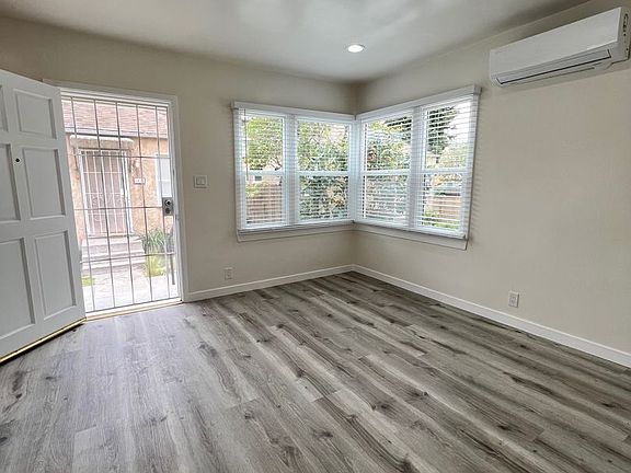4th image of 642-648 Rose Ave