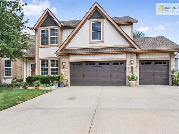 8519 North Chalmers Avenue - Welcome home!