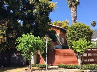 6823 De Longpre Ave, Los Angeles, CA 90028