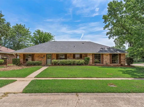 8669 Chalmette Dr, Shreveport, LA 71115