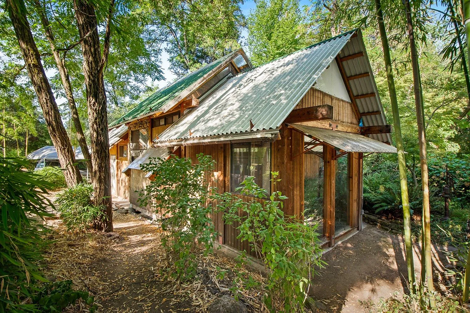 26206 Sweetland Rd photo 1