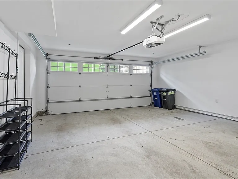 27 Mill St #D — Photo 18