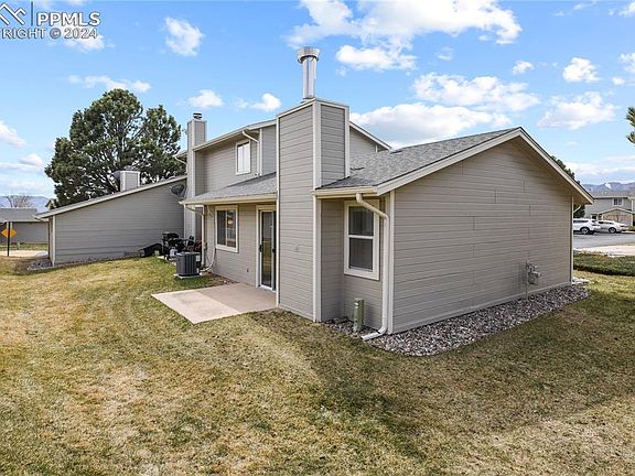 3rd image of 7564 Picacho Ct