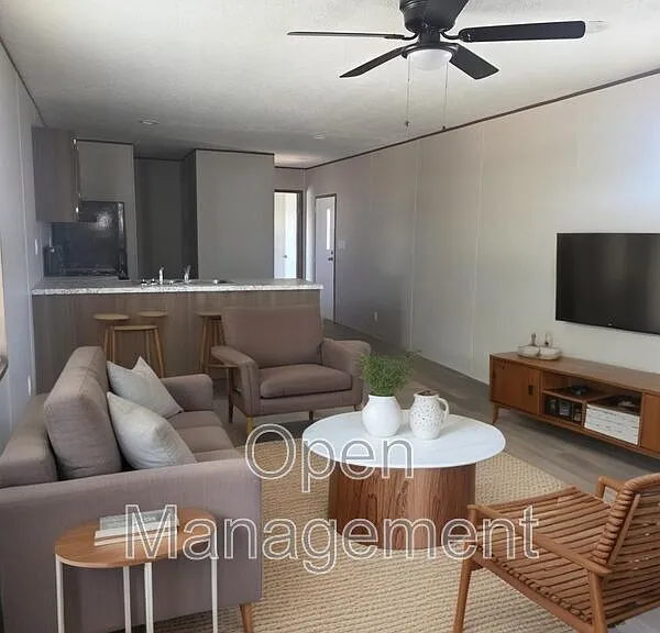 2501 Martin Luther King Blvd #514 — Photo 4