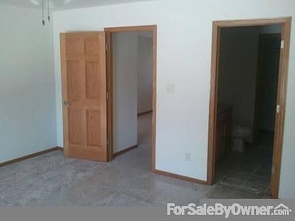 3rd image of 306 Cedar St