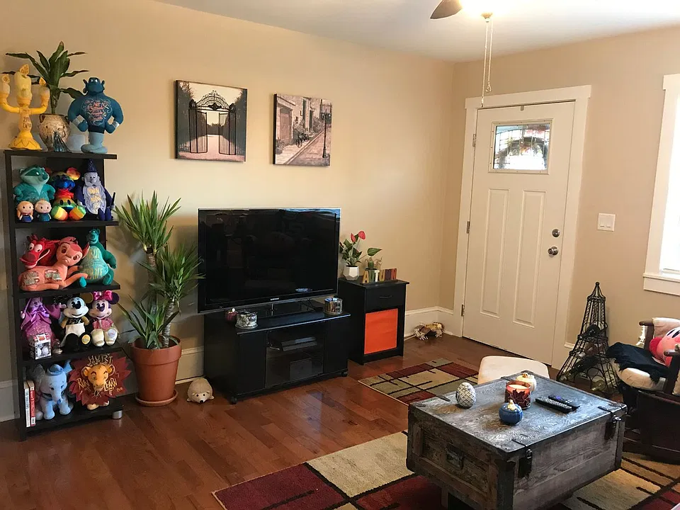 133 W Oakland Ave