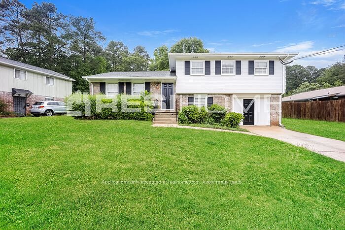 1st image of 724 Dixon Rd