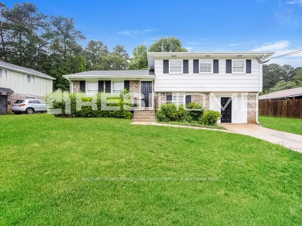 724 Dixon Rd, Jonesboro, GA 30238