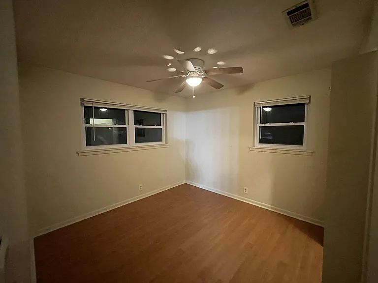 3323 Cherry St — Photo 26
